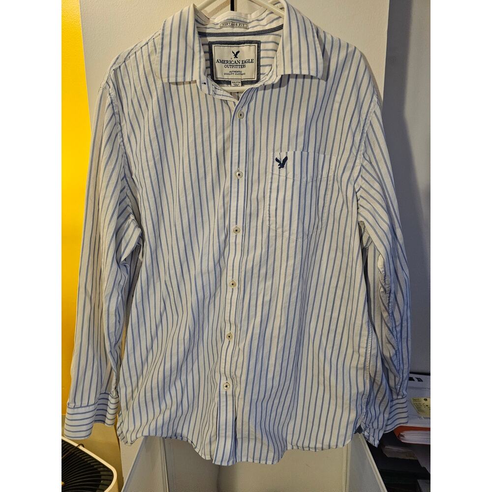 American Eagle - Men's Vintage Fit XXL - White/Blue Long Sleeve Button Up Shirt